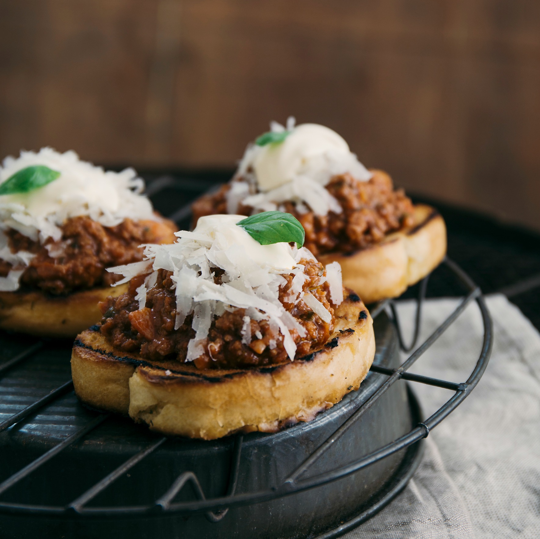 bolognese-sliders-leftover-bolognese-recipe-don-t-go-bacon-my-heart