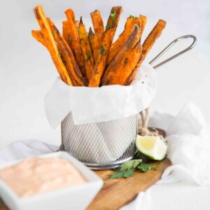 Crispy Oven Baked Sweet Potato Fries